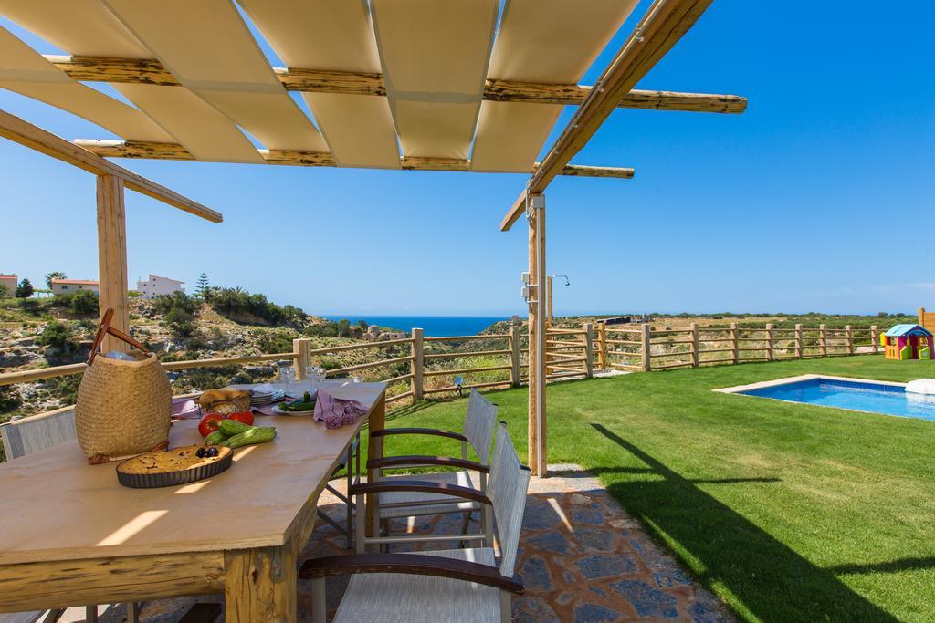 Chainteris Villas, Vast Views, By Thinkvilla Prínos Exteriör bild
