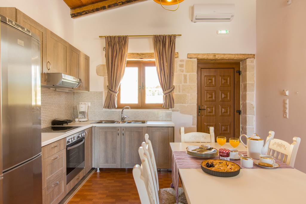 Chainteris Villas, Vast Views, By Thinkvilla Prínos Exteriör bild