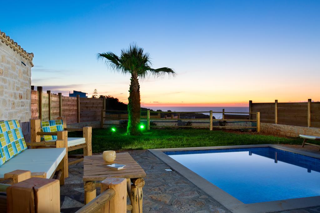 Chainteris Villas, Vast Views, By Thinkvilla Prínos Exteriör bild