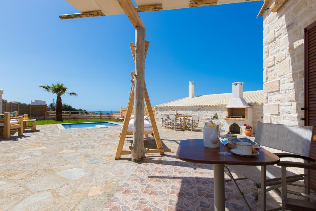 Chainteris Villas, Vast Views, By Thinkvilla Prínos Exteriör bild