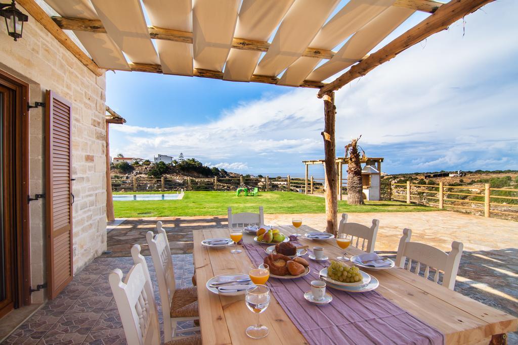 Chainteris Villas, Vast Views, By Thinkvilla Prínos Exteriör bild