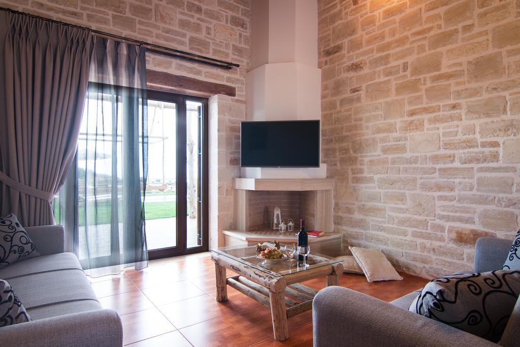 Chainteris Villas, Vast Views, By Thinkvilla Prínos Exteriör bild
