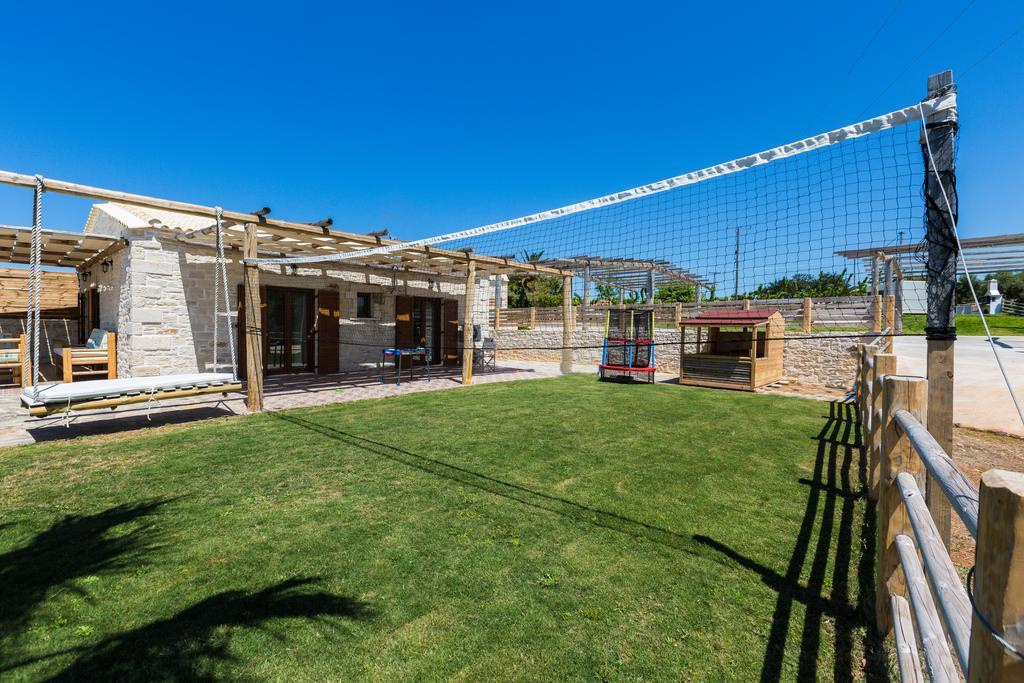Chainteris Villas, Vast Views, By Thinkvilla Prínos Exteriör bild