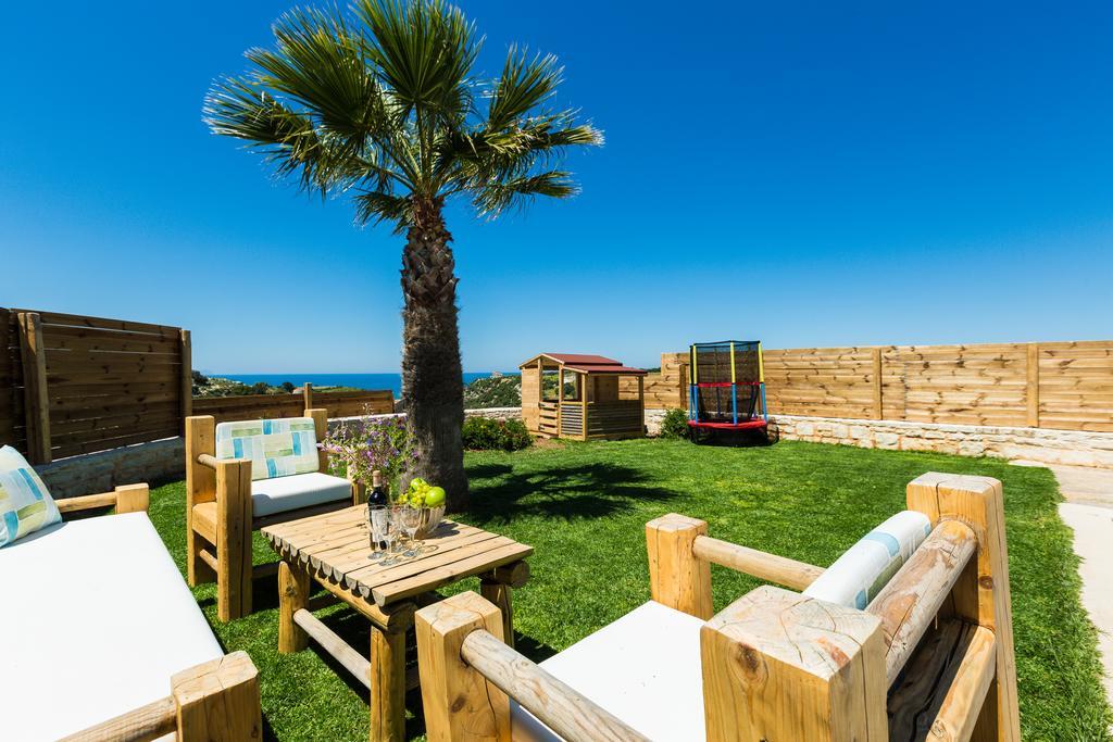 Chainteris Villas, Vast Views, By Thinkvilla Prínos Exteriör bild